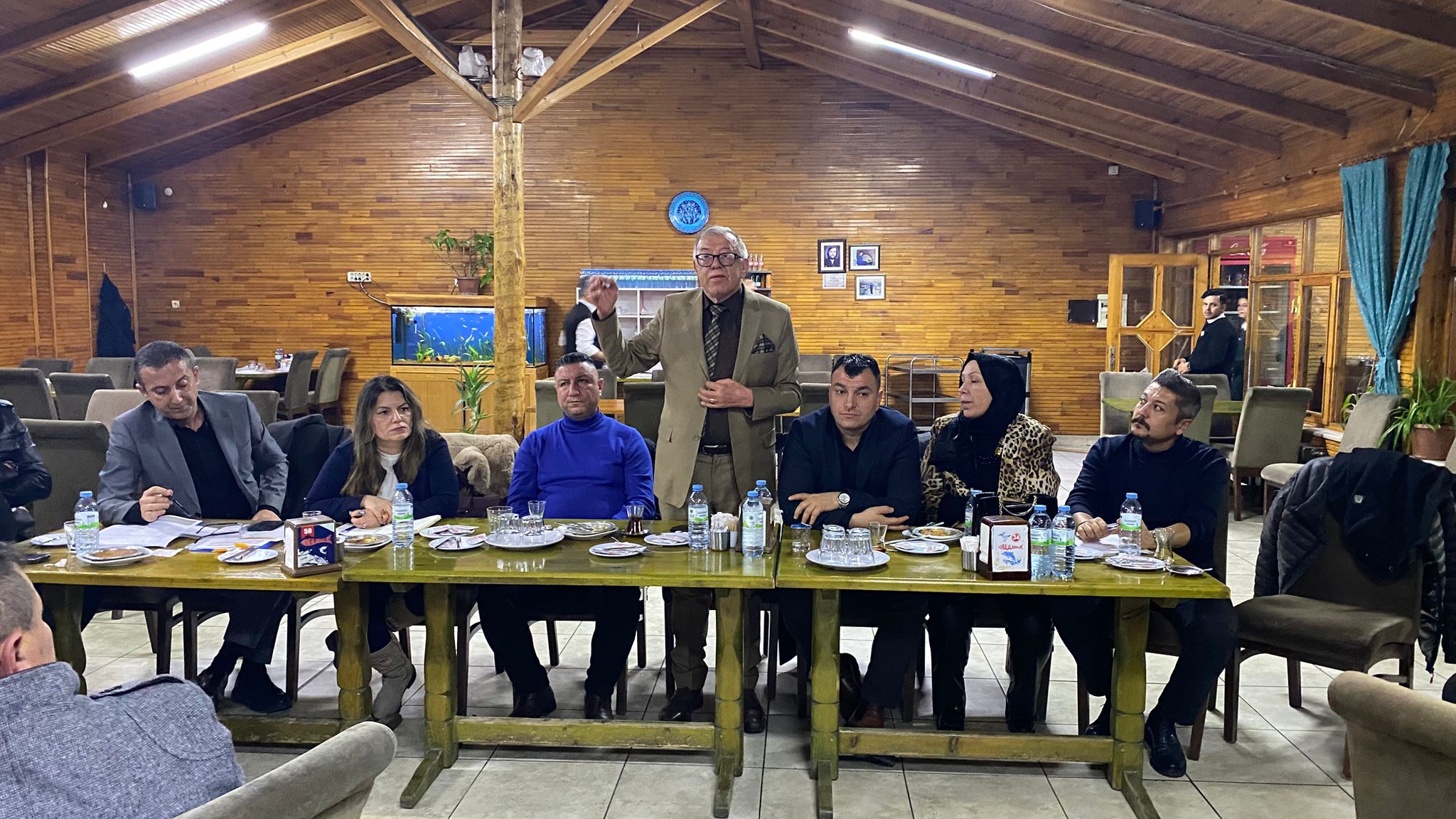 KIRIKKALE BELEDİYESİ, MAHALLE MUHTARLARININ TALEPLERİNİ DİNLEDİ