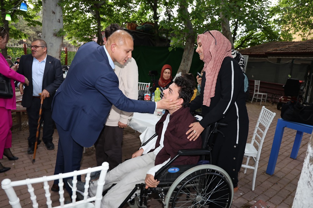 BAŞKANIMIZ ENGELLİ VATANDAŞLARIMIZ İLE BİR ARAYA GELDİ